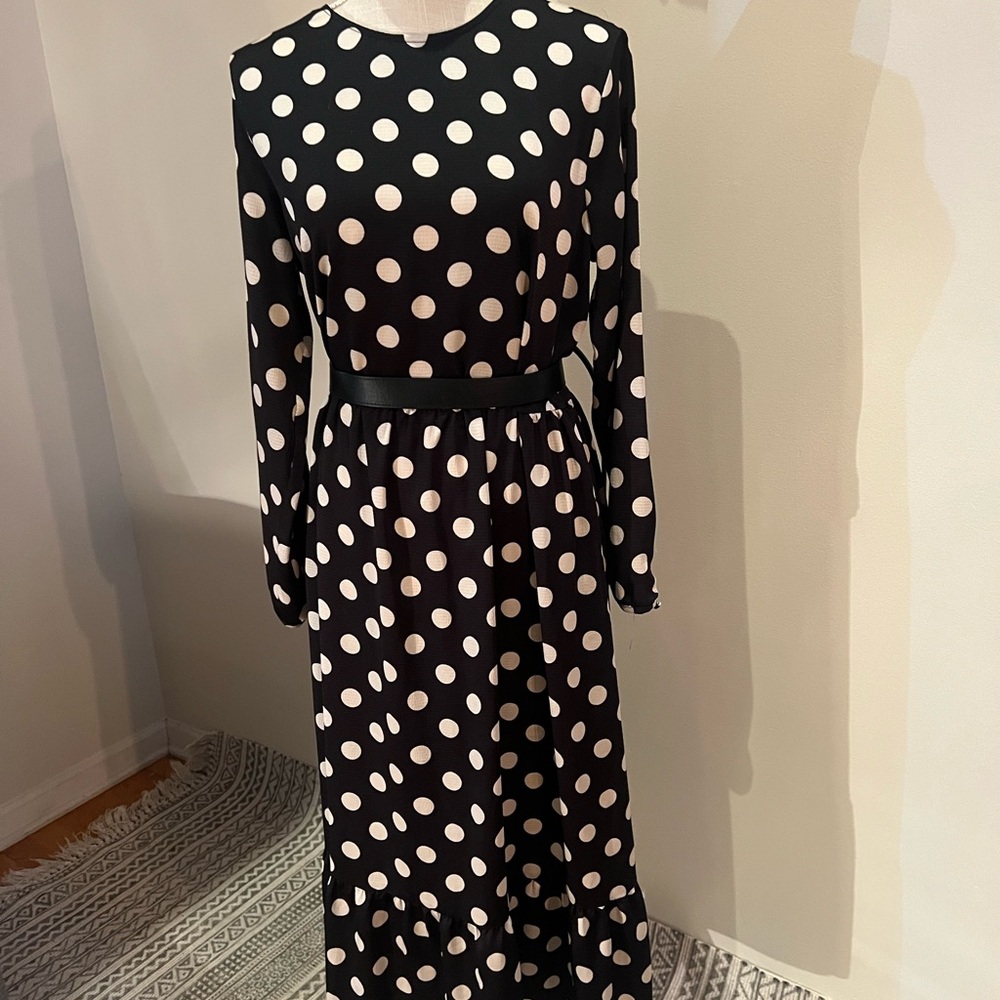 H&M Black Dress with White Polka Dots — Long Sleeve. Belt Not included - Picture 2 of 9